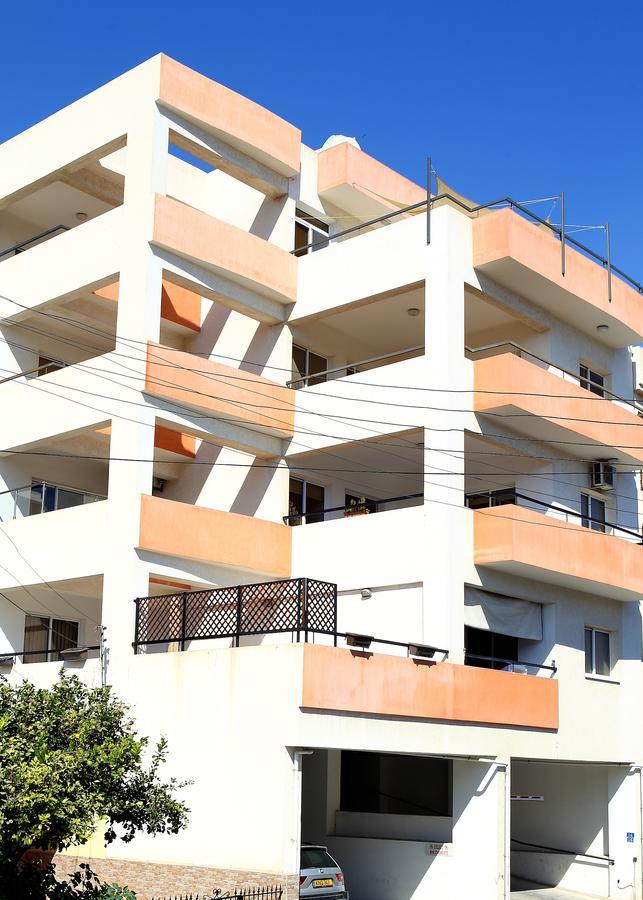 Penelope Court Apartment 102 Larnaca Exterior foto